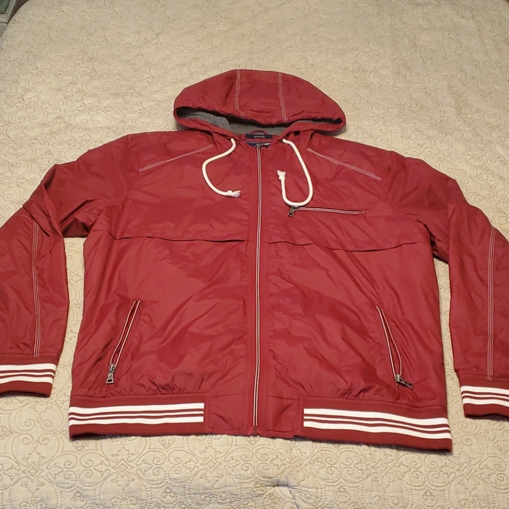 Light Zip Up Jacket w/Hood